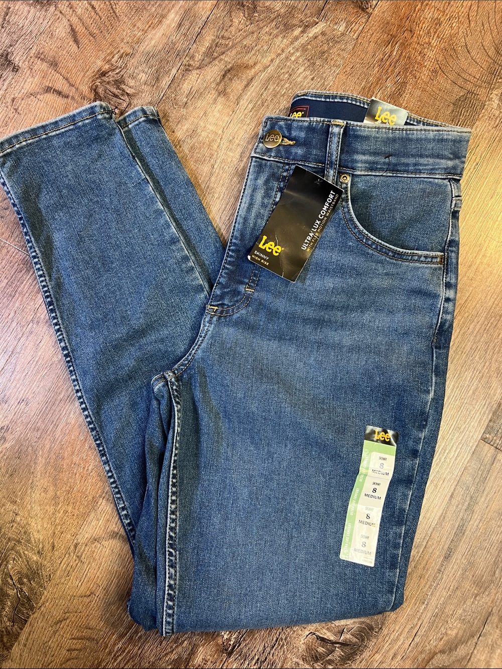 Lee women’s Medium skinny high-rise Jeans